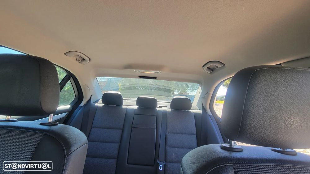 Mercedes-Benz C 220 CDI Avantgarde BlueEfficiency Aut. - 23