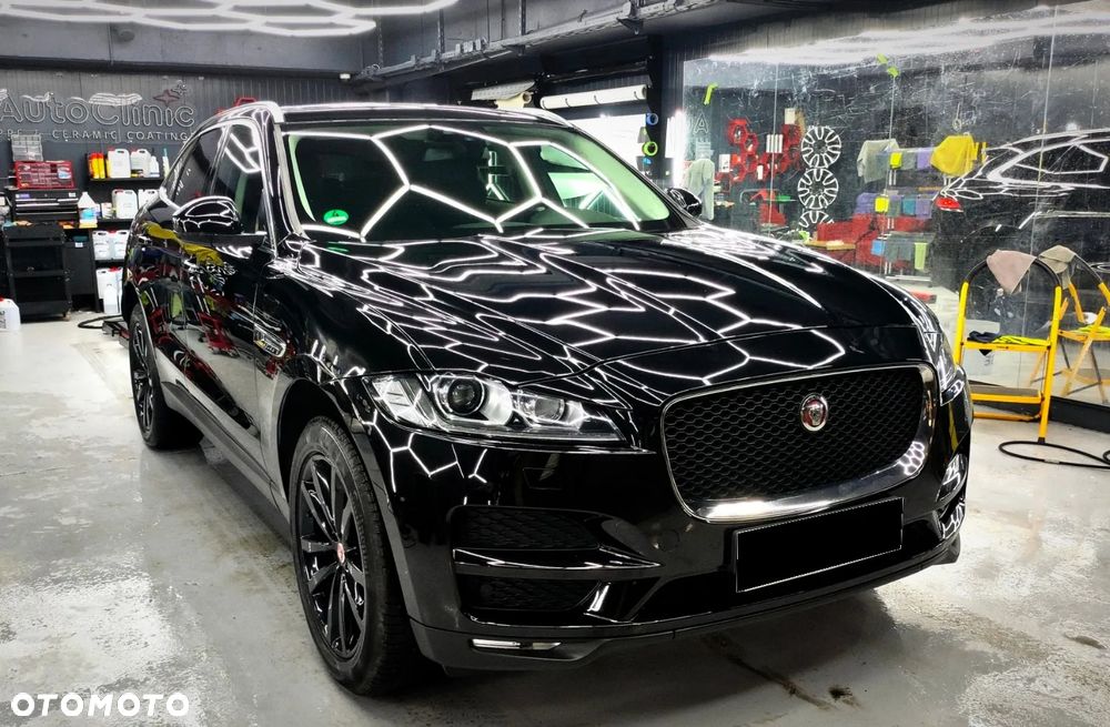 Jaguar F-Pace 20d Prestige - 1
