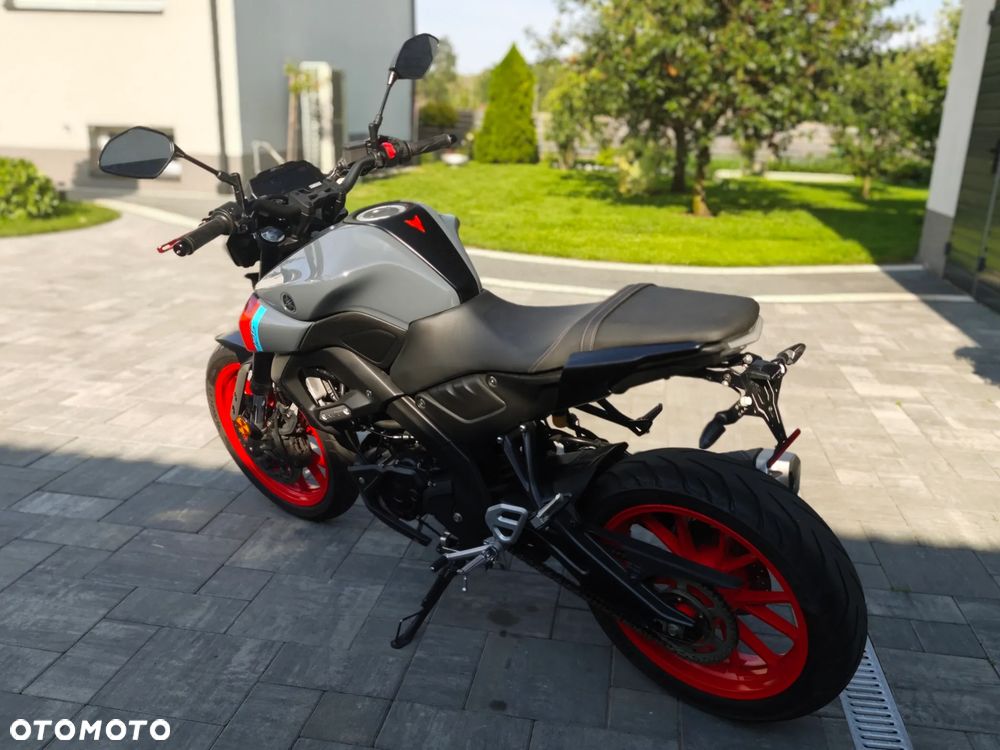 Yamaha MT - 7