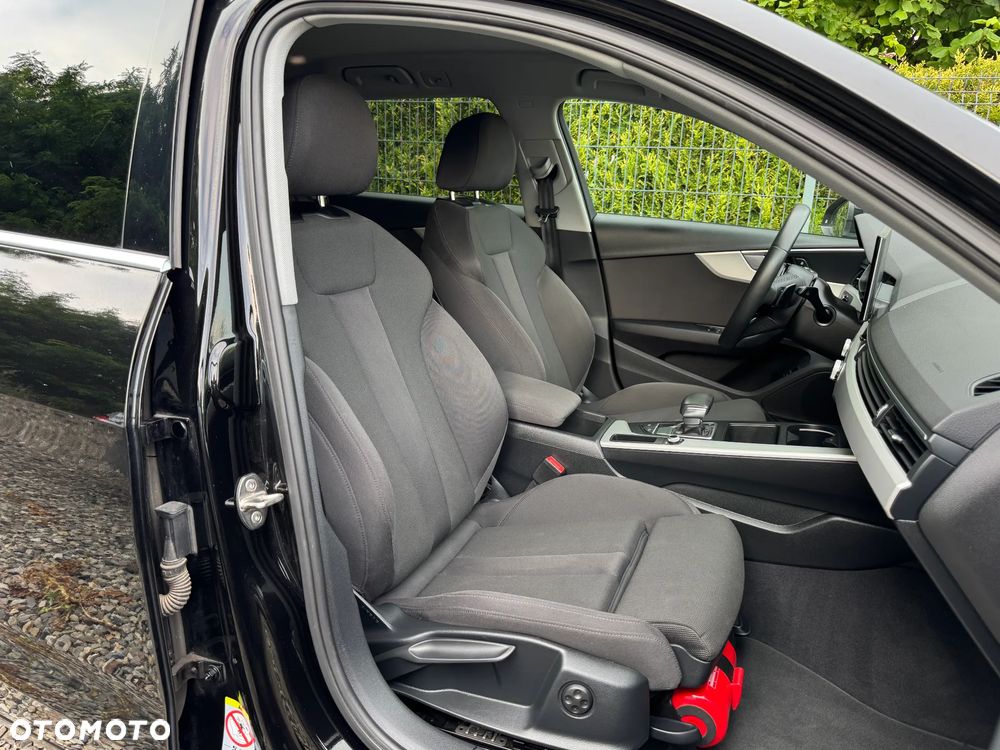 Audi A4 Avant 40 TFSI mHEV S tronic - 27