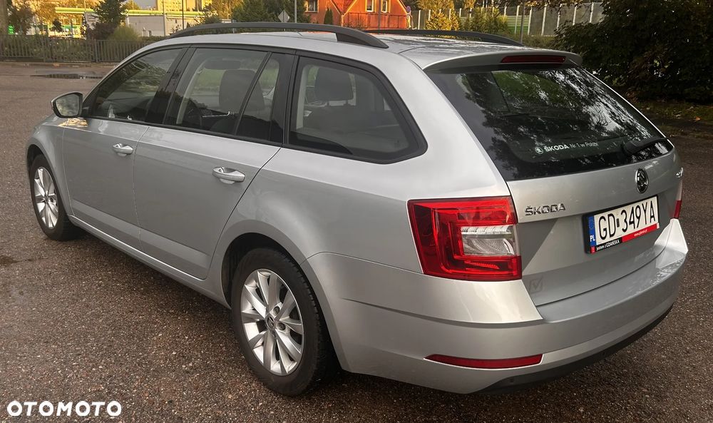 Skoda Octavia 1.6 TDI Ambition - 2