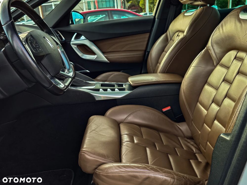 DS Automobiles DS 5 - 15