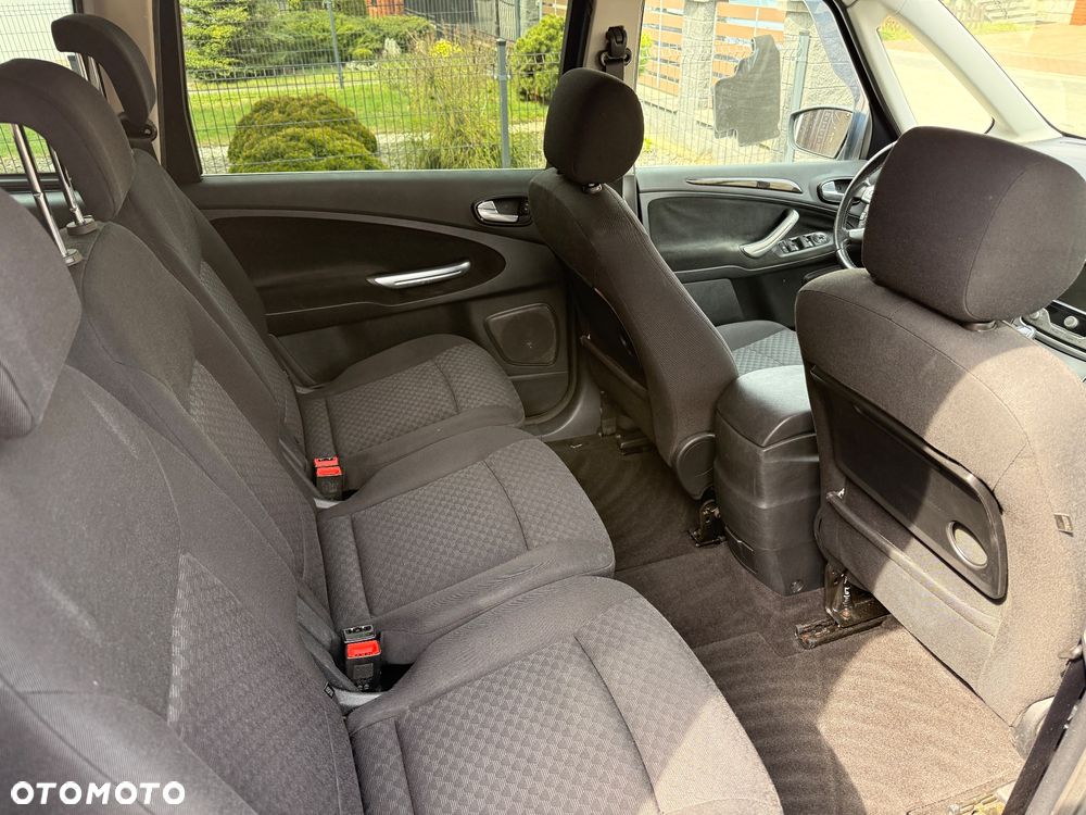 Ford Galaxy 2.3 Ghia - 11