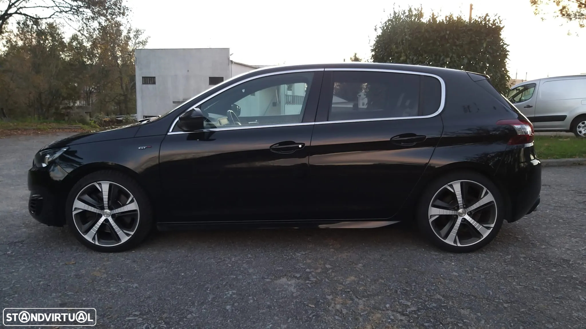 Peugeot 308 BlueHDi 180 EAT6 GT - 36