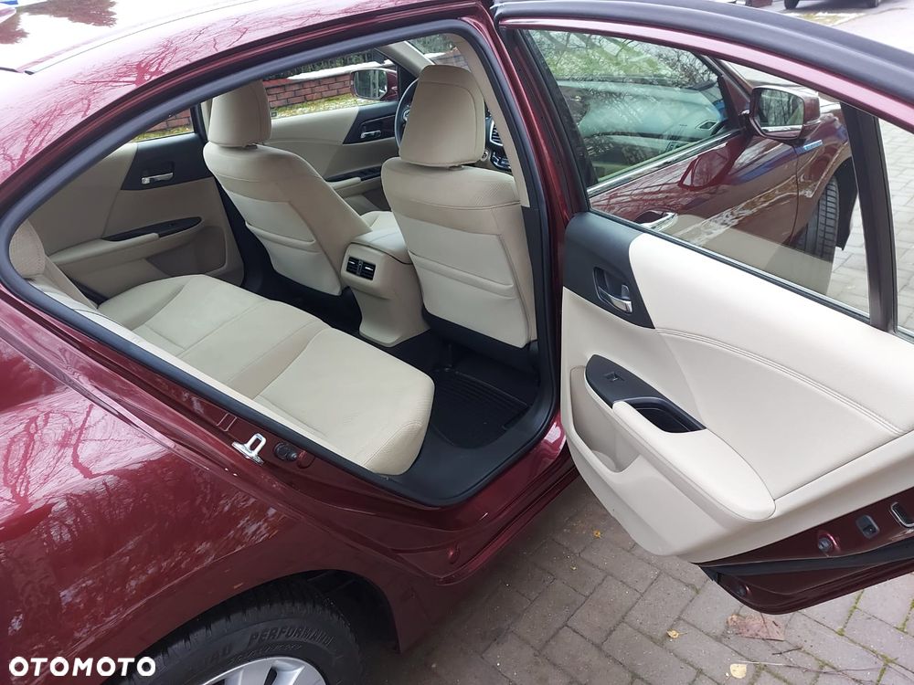 Honda Accord - 12