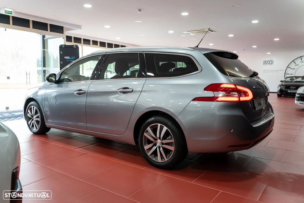 Peugeot 308 1.5 BlueHDi Allure Pack - 35