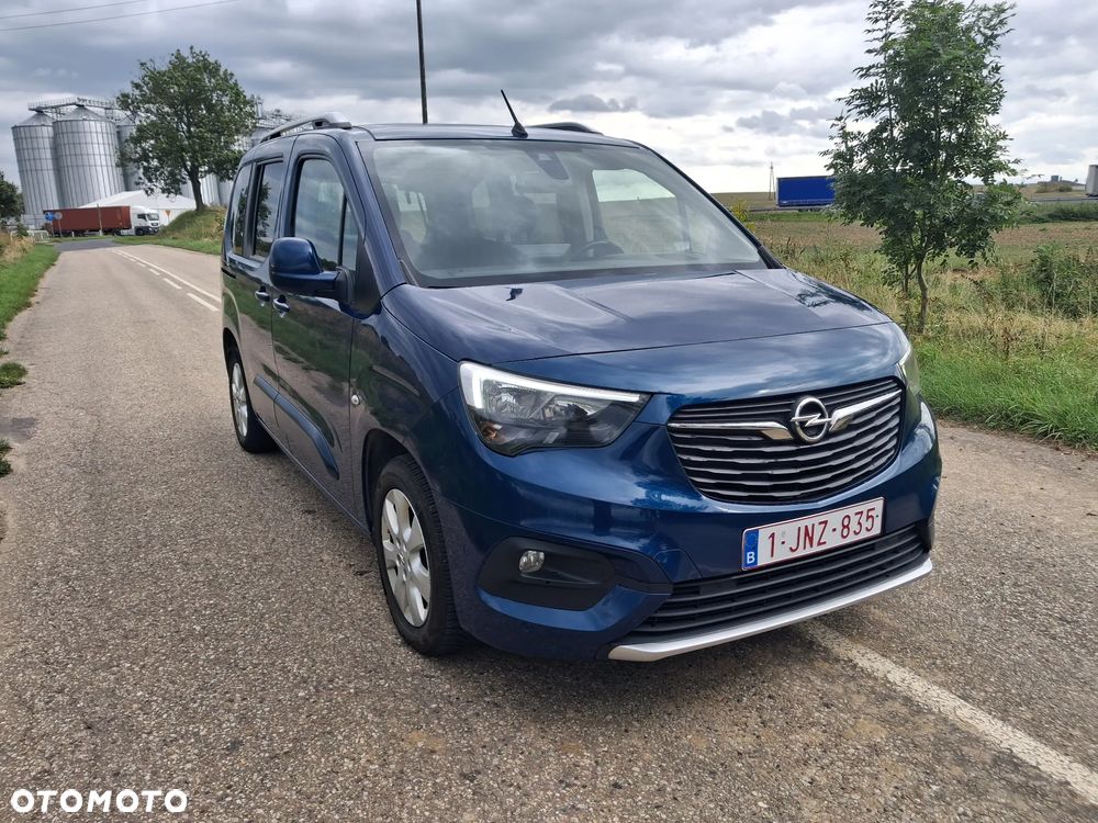 Opel Combo 1.5 D Start/Stop Elegance - 4