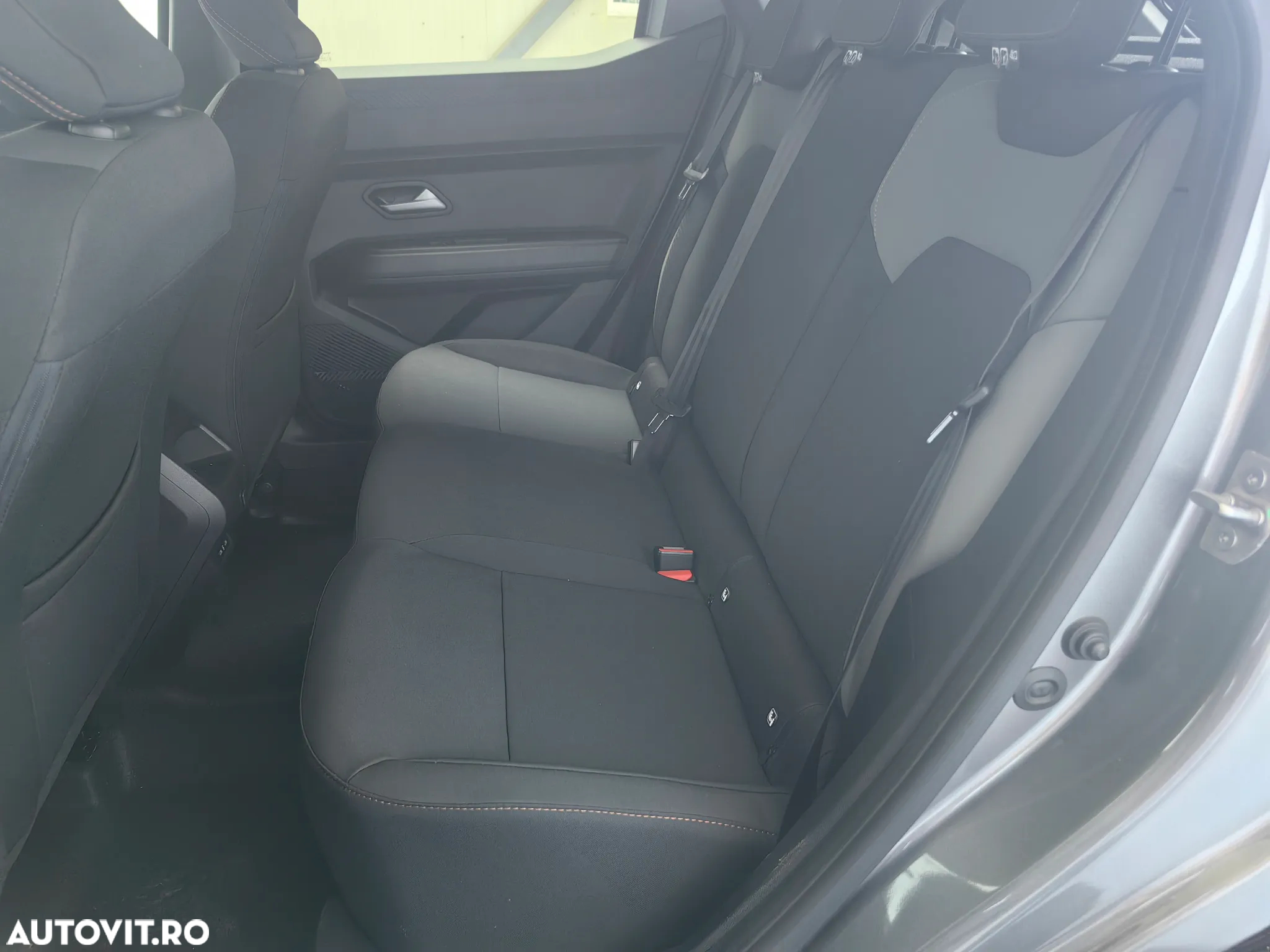 Dacia Duster HEV 140 Extreme - 19