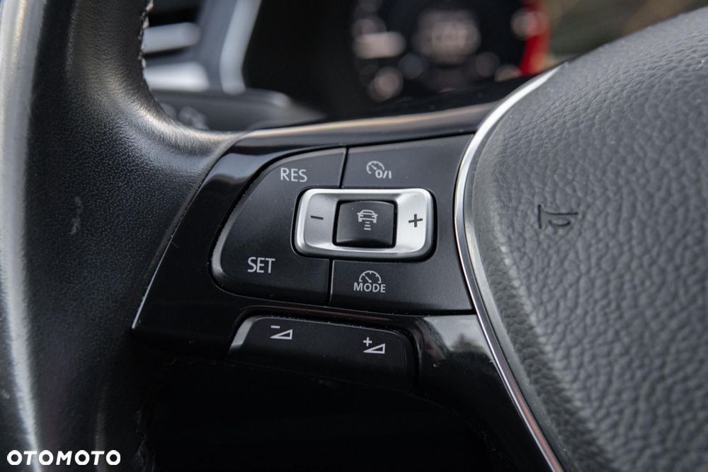 Volkswagen Passat 2.0 TDI BMT Highline DSG - 22