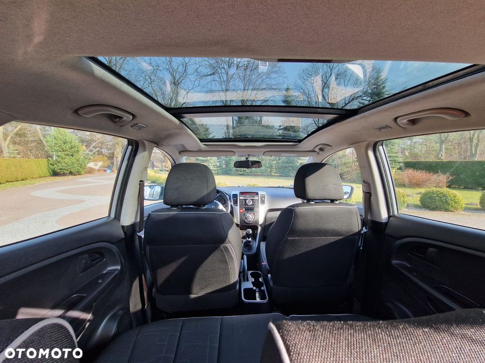 Kia Venga 1.6 CRDi 128 Dream-Team Edition - 8