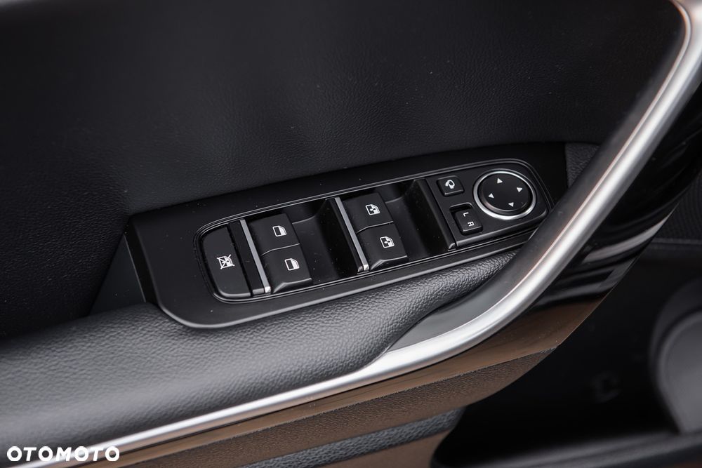 Kia Ceed 1.6 GDI DCT OPF Platinum Edition - 17