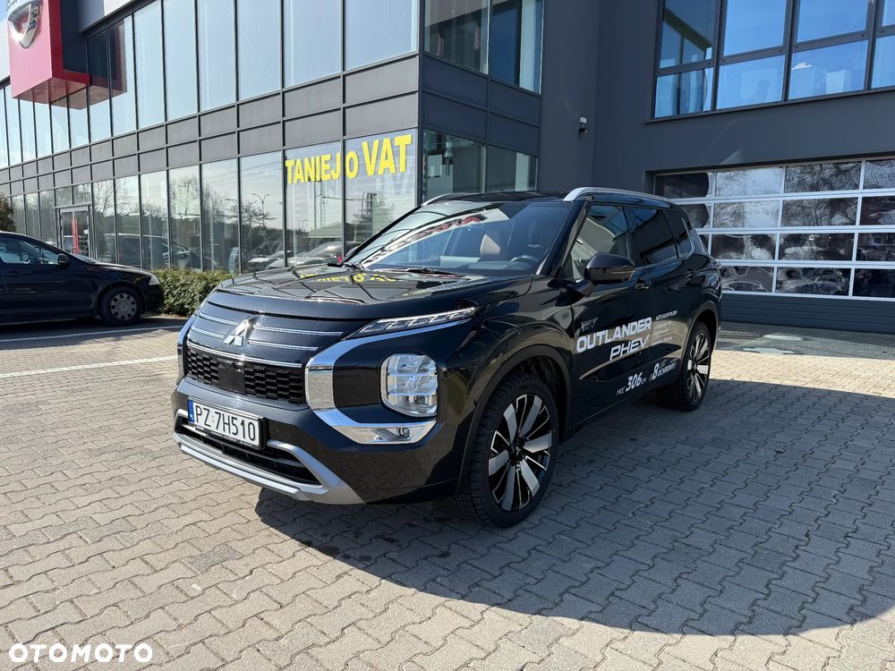 Mitsubishi Outlander Instyle Plus - 16