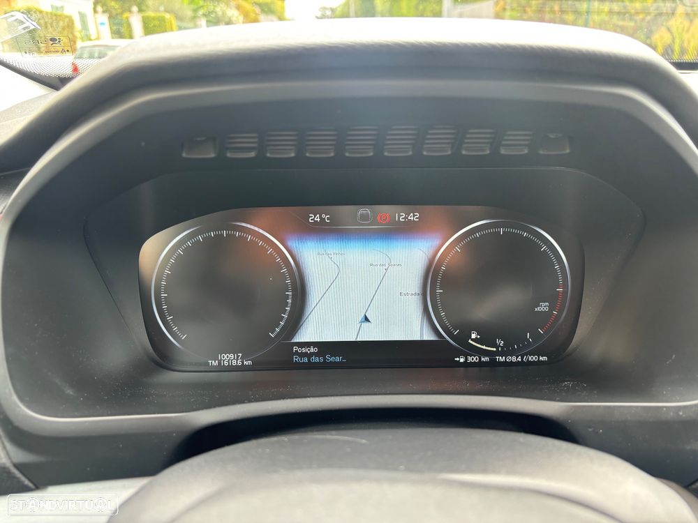 Volvo XC 90 2.0 D4 Momentum - 22