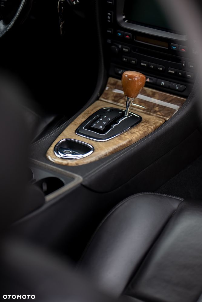 Jaguar S-Type 2.7 V6 D Executive - 24