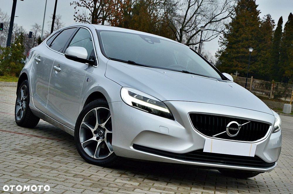Volvo V40 - 1