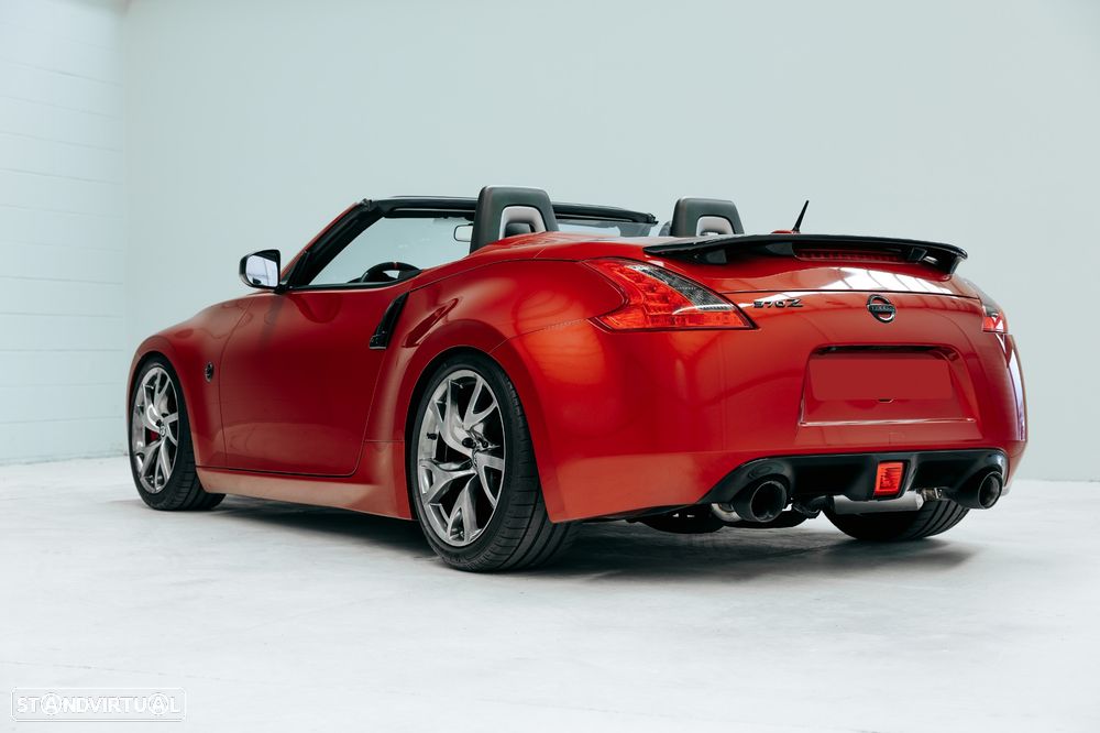 Nissan 370 Z - 6