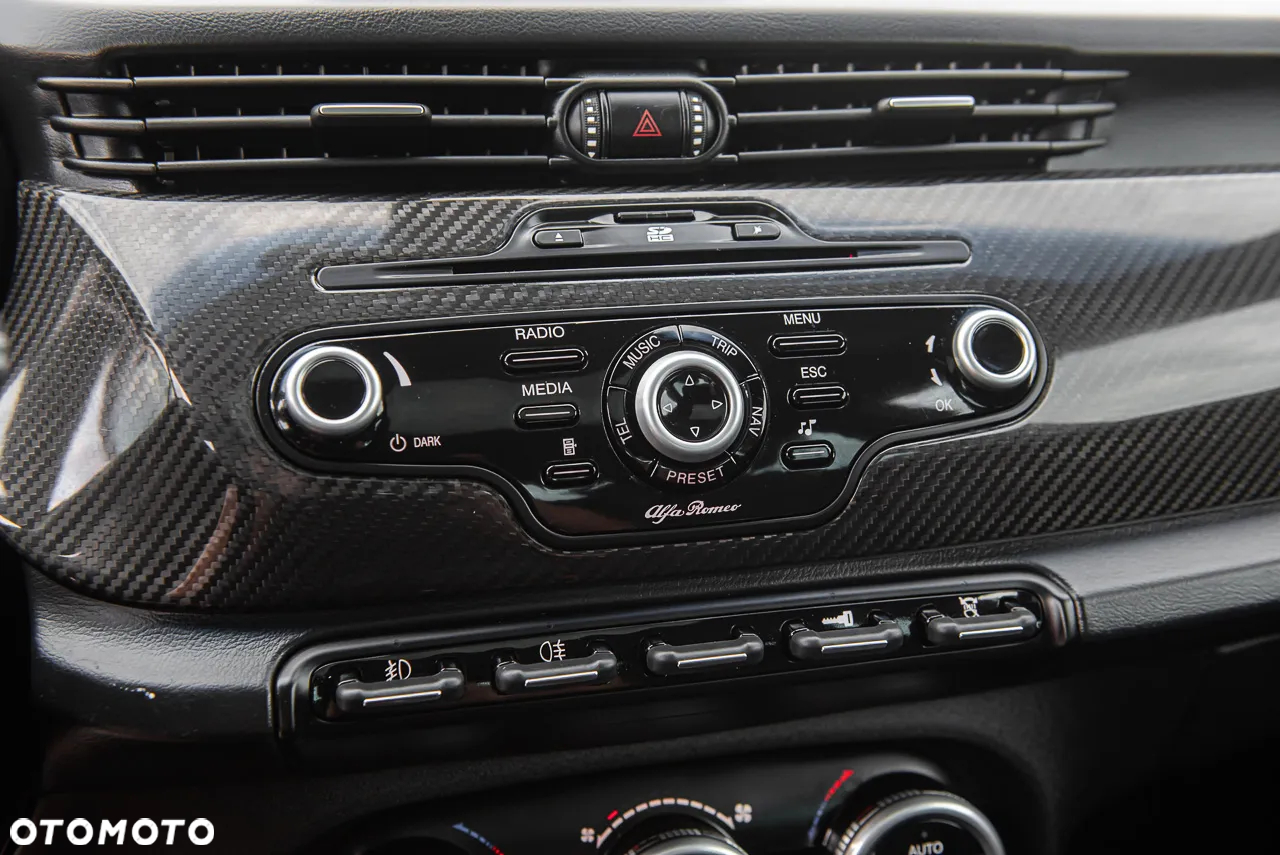 Alfa Romeo Giulietta 1750 TBi Quadrifoglio Verde - 25