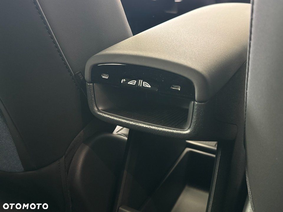 Volvo EX30 - 12