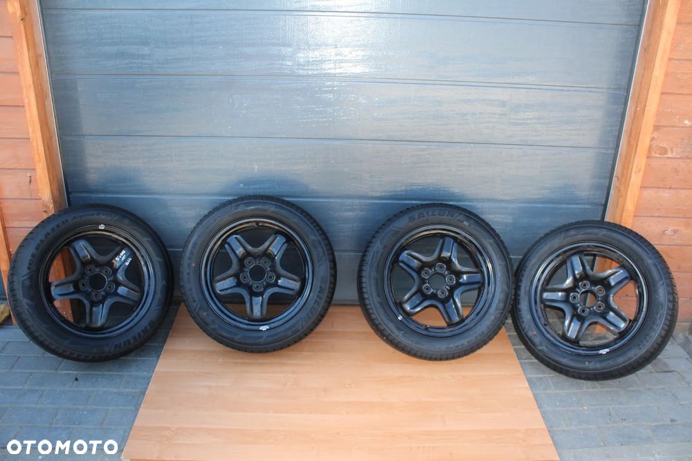 FELGI STALOWE STRUKTURALNE OPONY ZIMOWE OPEL OPEL ZAFIRA C ASTRA J K 5X115 17 CALI 215/55/17 IS44 - 1