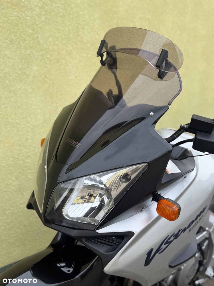 Suzuki DL - 27