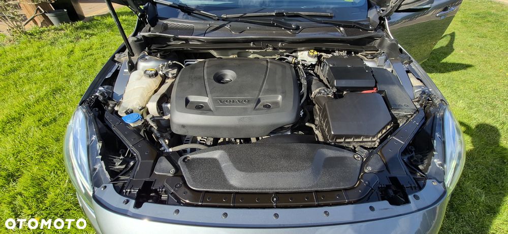 Volvo V40 T3 Momentum - 16
