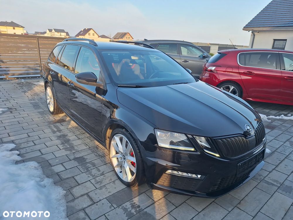 Skoda Octavia 2.0 TDI DSG RS - 4