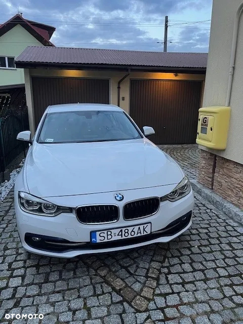 BMW Seria 3 318d - 10