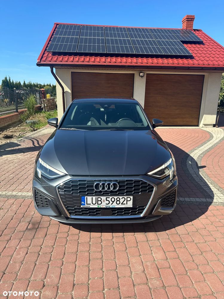 Audi A3 Sportback 35 TDI S tronic S line - 2