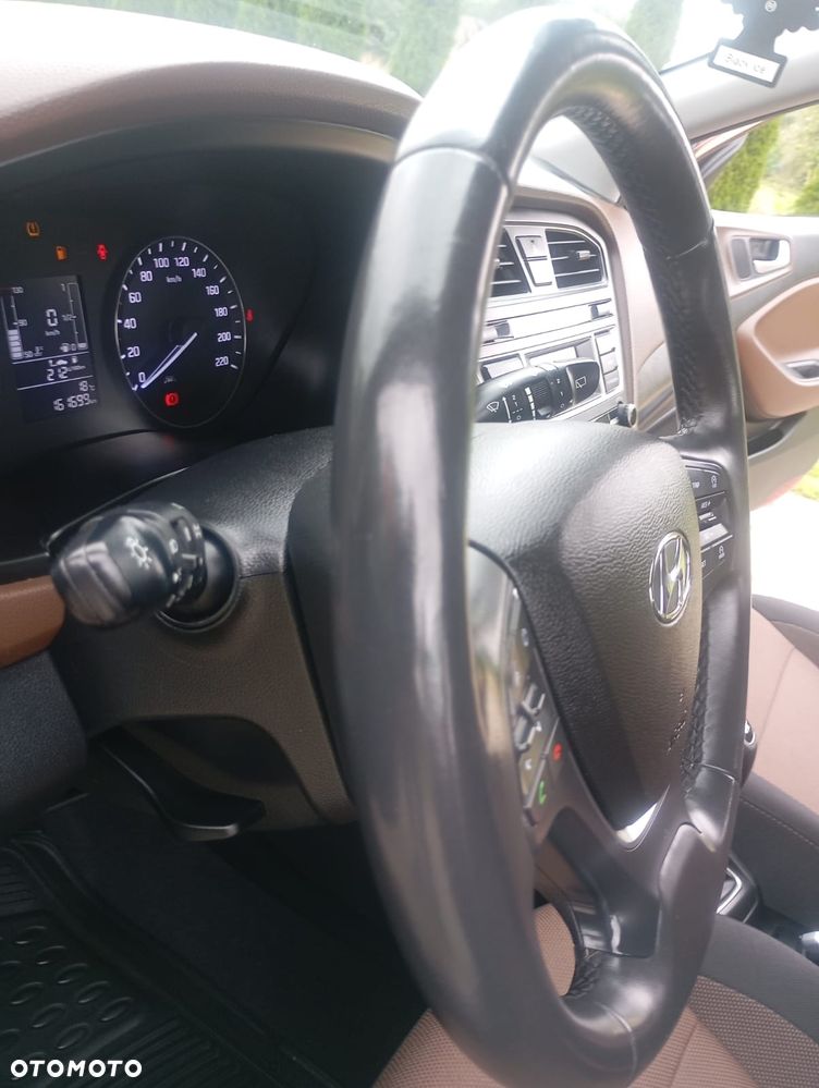 Hyundai i20 1.2 Elegant - 25