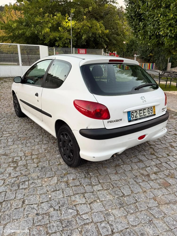 Peugeot 206 - 3