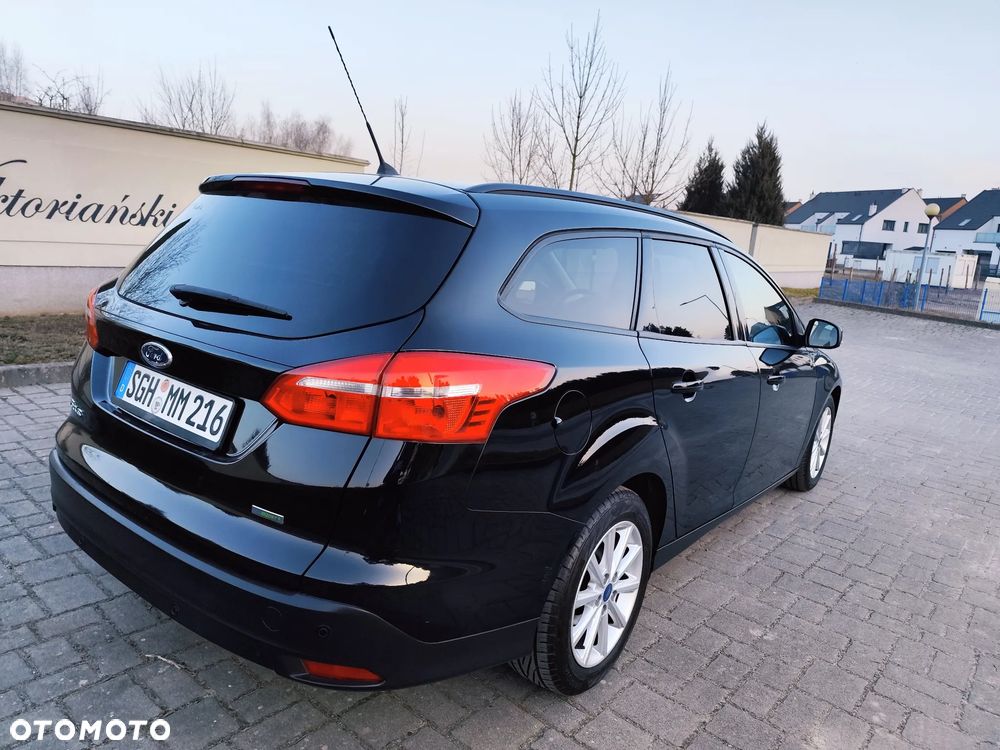 Ford Focus SW 1.0 EcoBoost Titanium - 4