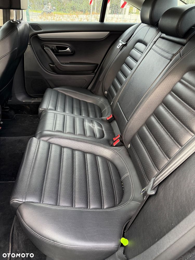 Volkswagen Passat CC - 8