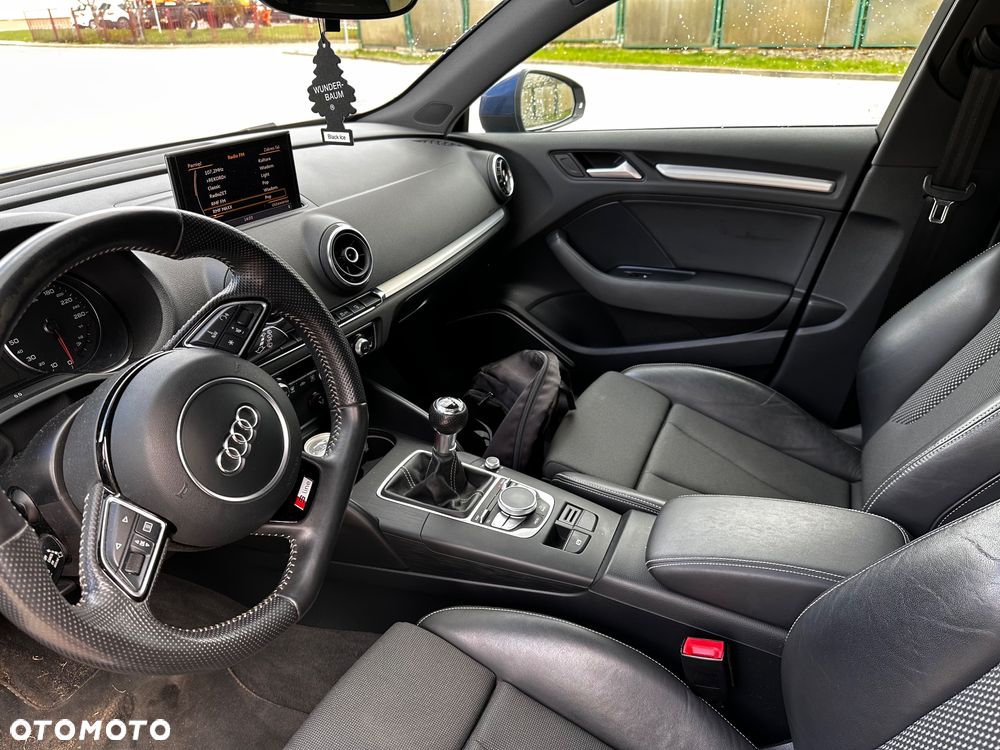 Audi A3 Sportback 2.0 TDI Ambition - 11