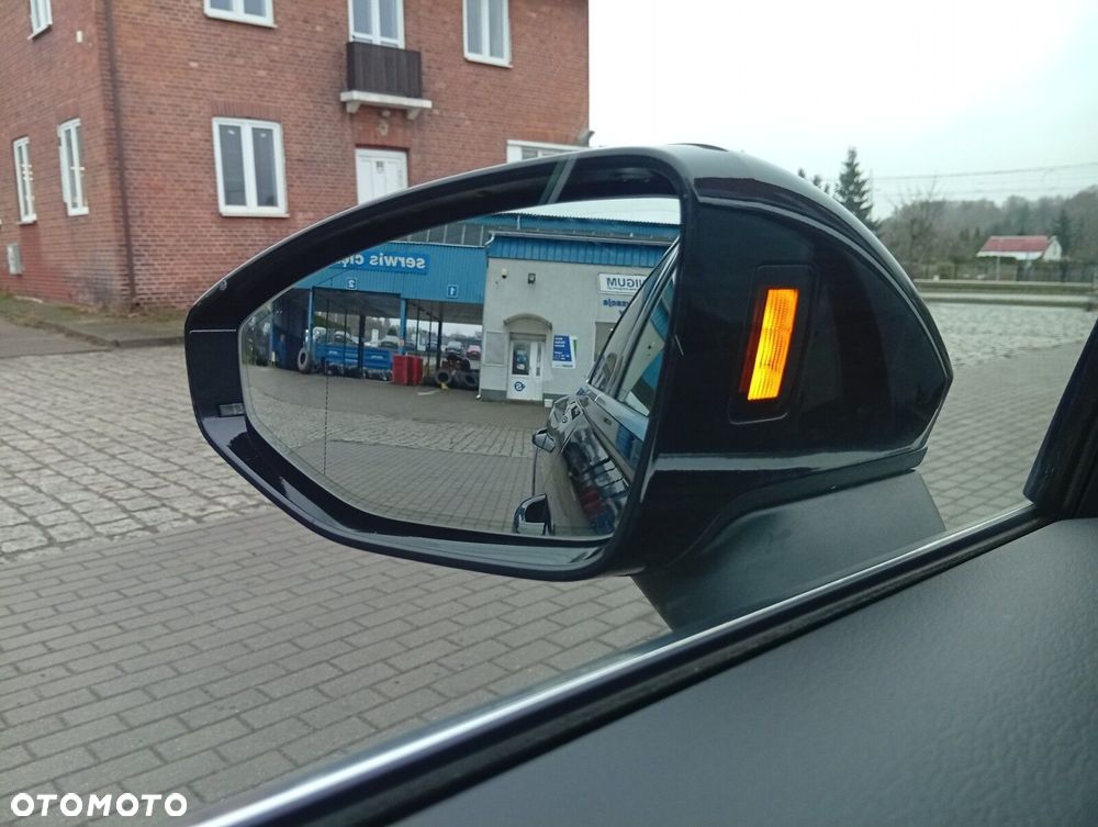 Audi A6 Allroad - 37