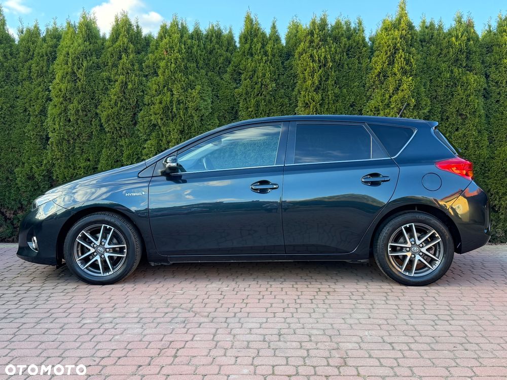 Toyota Auris 2014 photo 2