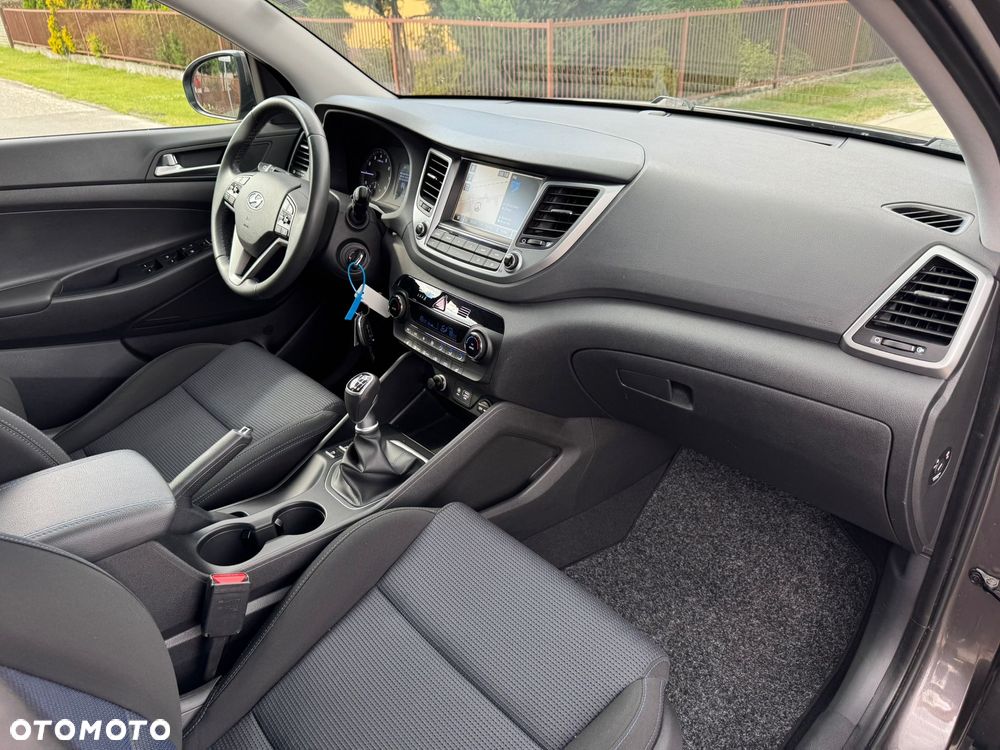 Hyundai Tucson 1.6 GDI BlueDrive TourdePologne 2WD - 14