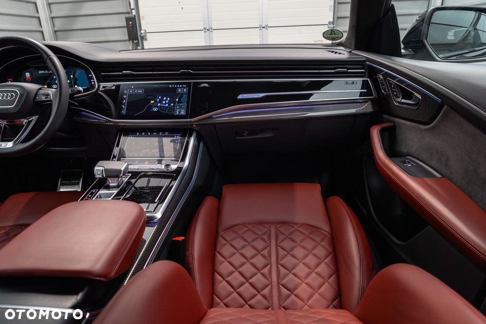 Audi Q8 - 30