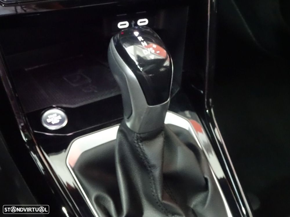 VW T-Roc 1.5 TSI R-Line DSG - 31