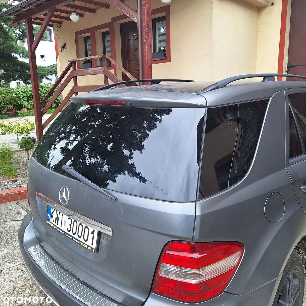 Mercedes-Benz ML 350 4-Matic - 15
