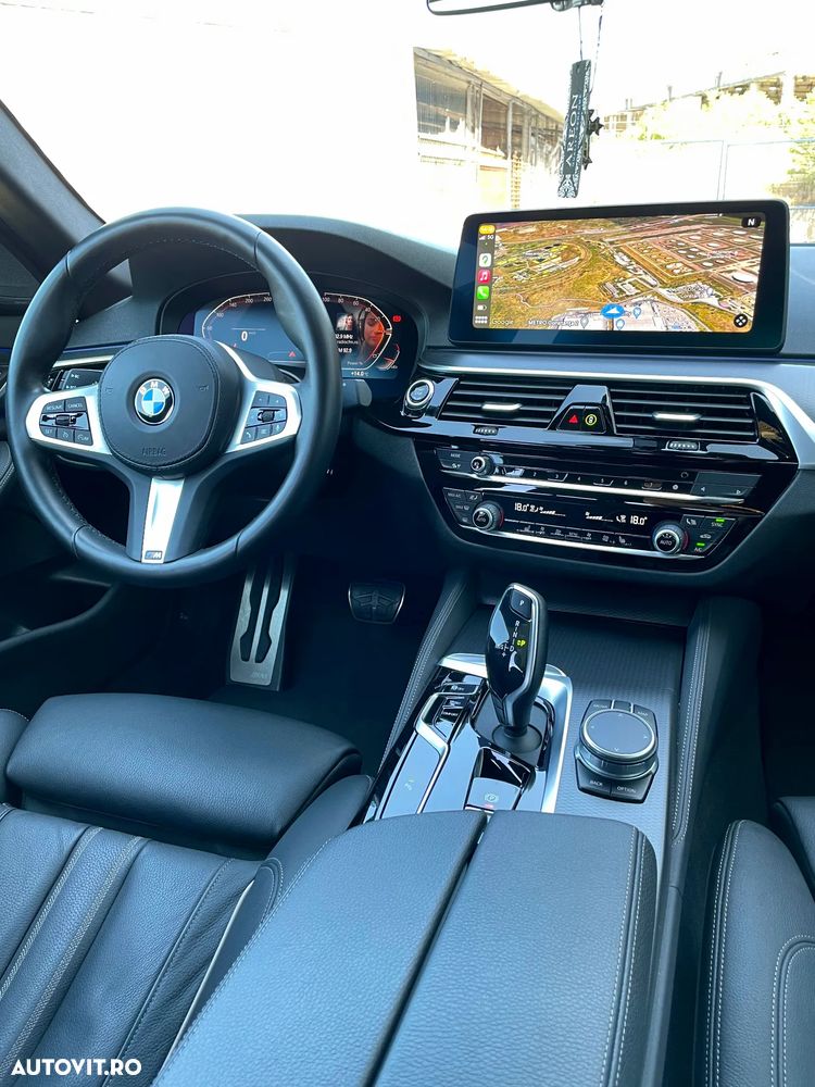 BMW Seria 5 520i Aut. M Sport Edition - 17