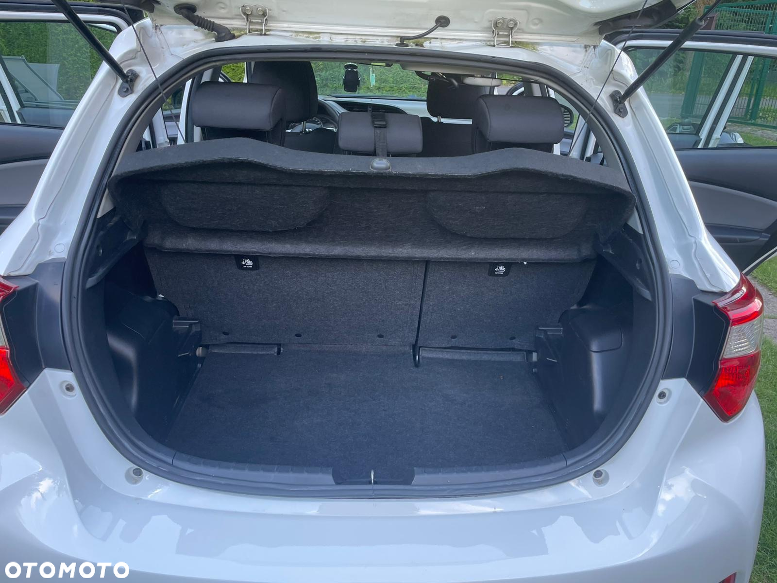 Toyota Yaris 1.0 Active - 12