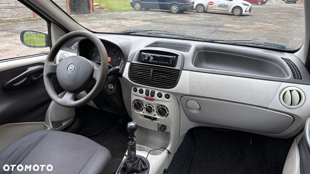 Fiat Punto 1.2 16V Dynamic - 15