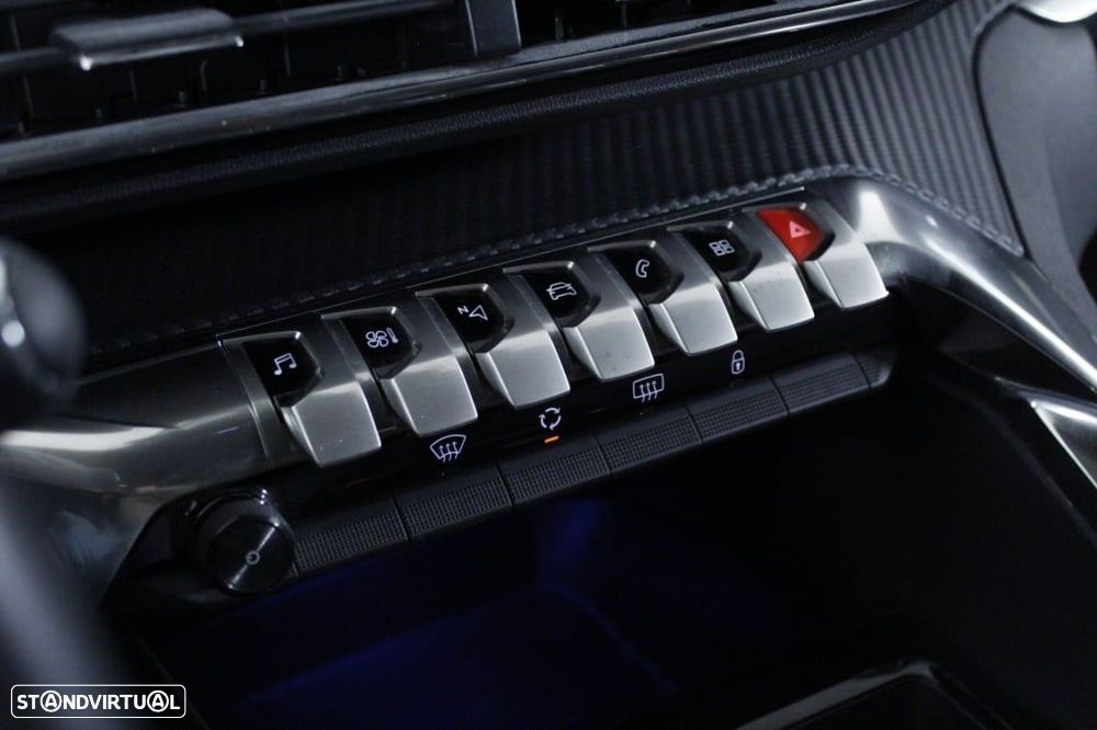 Peugeot 5008 1.2 PureTech Allure Pack EAT8 - 29