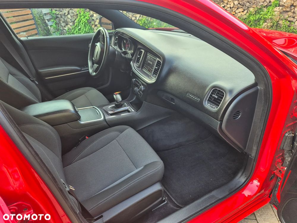 Dodge Charger 3.6 GT - 5