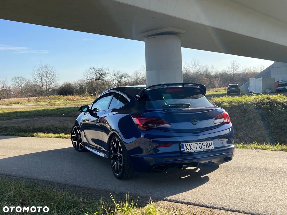 Opel Astra OPC Start/Stop - 10