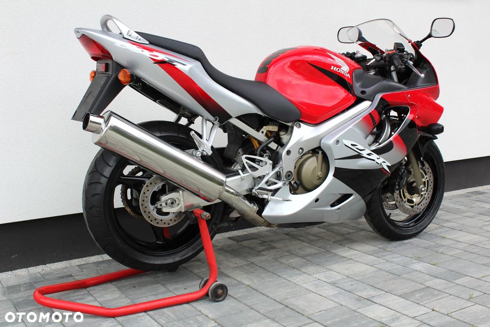 Honda CBR - 5