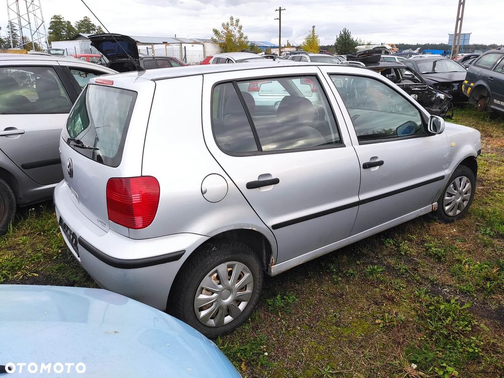 VW polo 6n2 99-01 silnik 1.4 MPI AKK skrzynia ETD lakier LB7Z na części