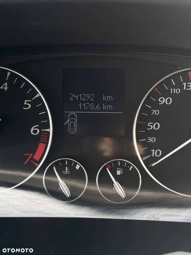 Renault Laguna 2.0 Expression - 9