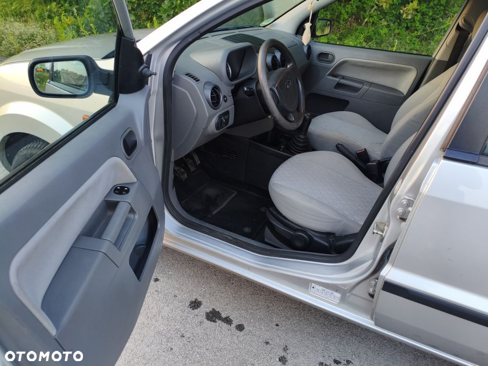 Ford Fusion 1.4 100 / FX - 14