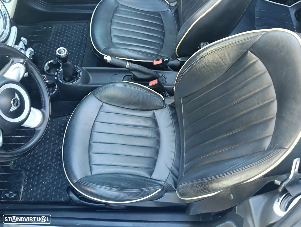 MINI Cabrio Cooper S - 27